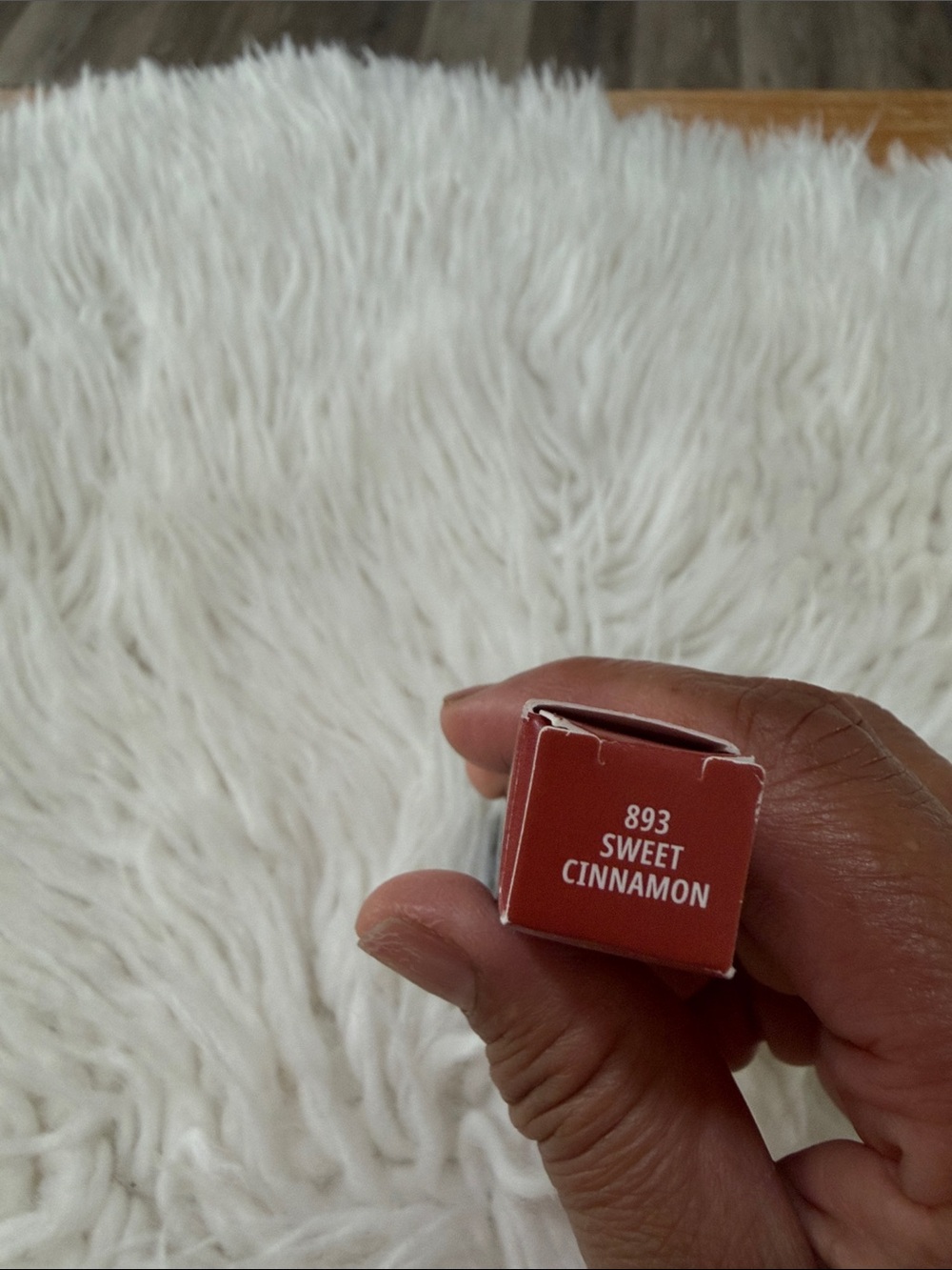 MAC Powder Kiss Velvet Blur Slim Stick Lipstick - White/Gold Text Packaging - Picture 3 of 5